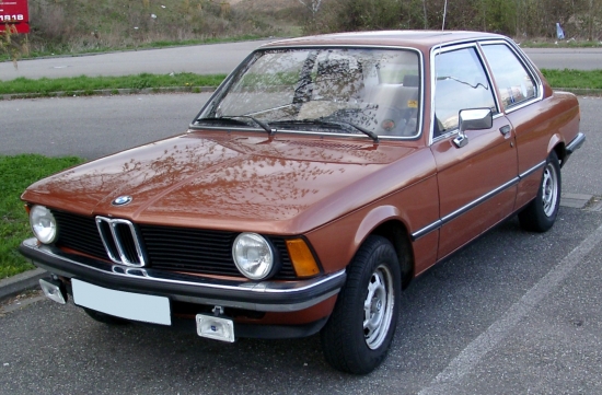 Ретро-обзор BMW E21